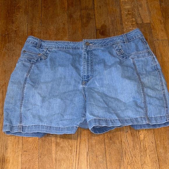 Just My‎ Size Light Blue Jean Shorts Size 18W - Picture 1 of 6